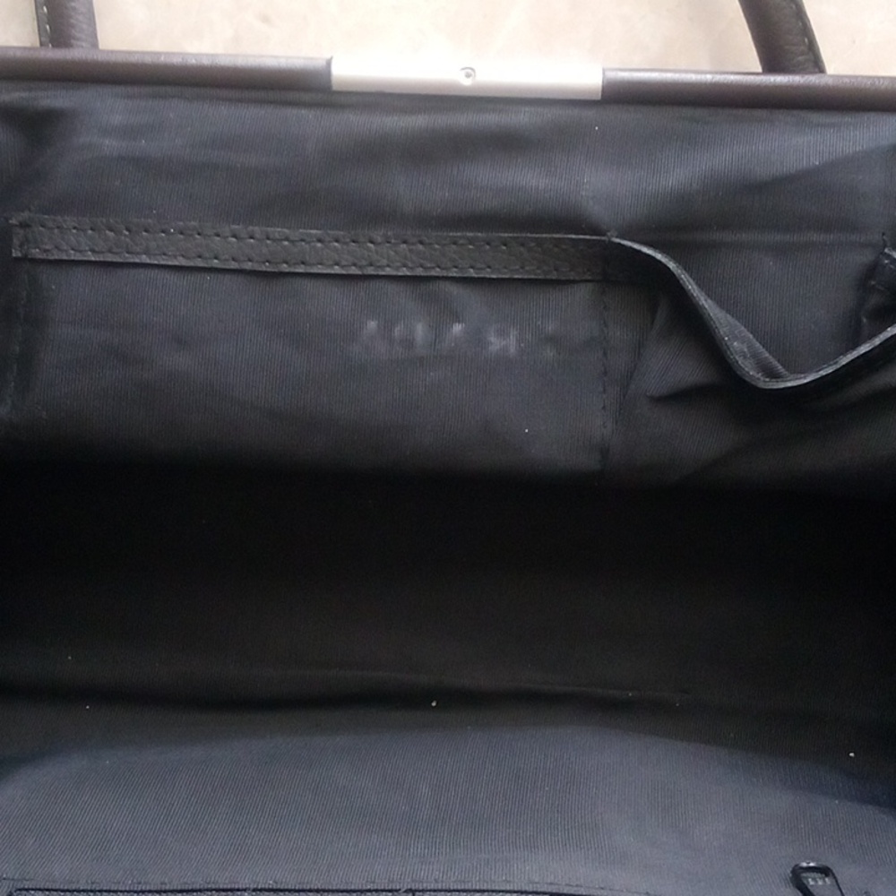 PRADA Handbag/Purse - Picture 8 of 9